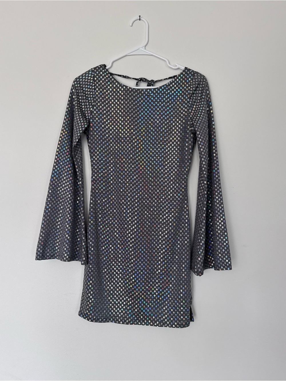 Thirty Thirty Silver Holographic Flare Long-Sleeve Mini Dress Small